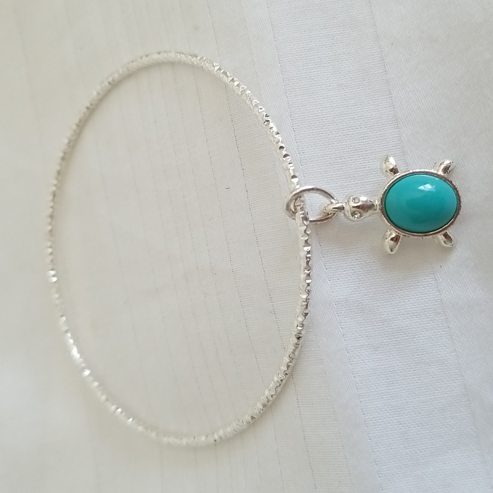 Silver Sea Turtle Charm Bracelet